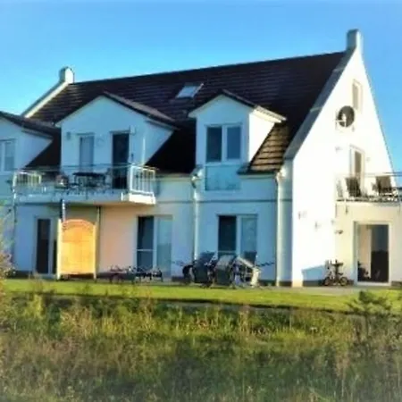 Royal Whg 1 *